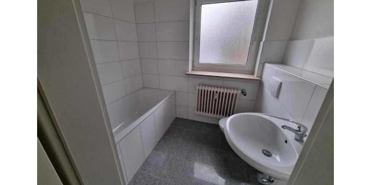 Etagenwohnung Bad Berleburg - 3 Zimmer, 66 m&sup2;, 569&euro; | Angebot:25751943