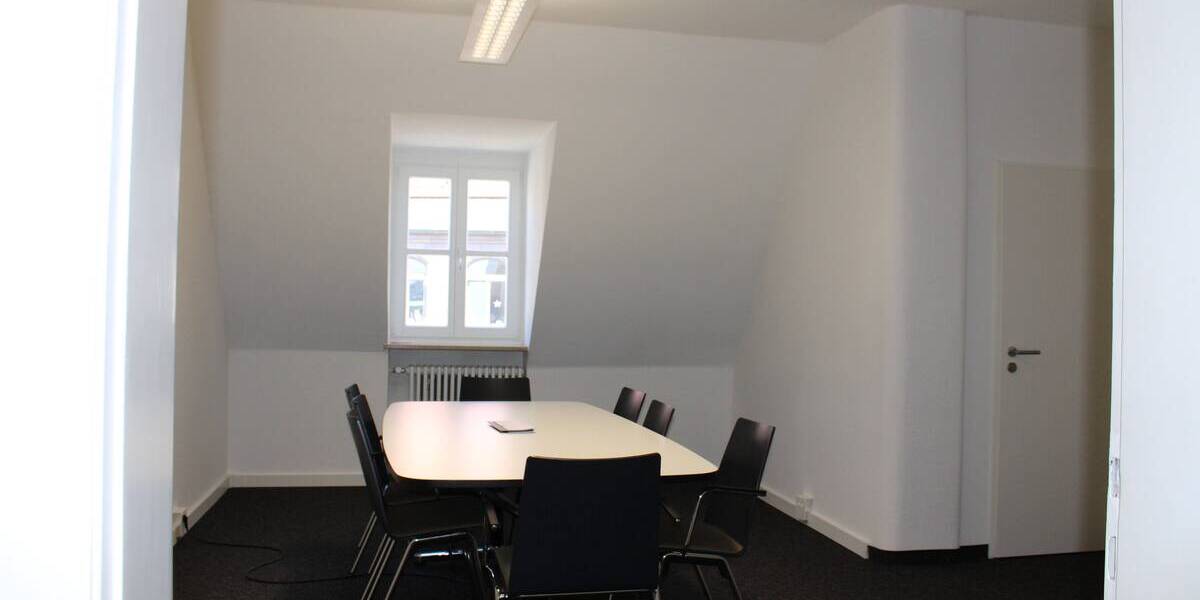 Gewerbeobjekt Nürnberg Lorenz - 1 Zimmer, 18 m&sup2;, 350&euro; | Angebot:26082423