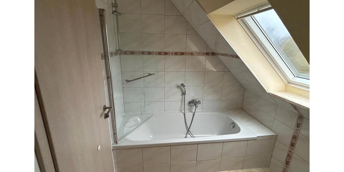 Etagenwohnung Hohenlockstedt - 2 Zimmer, 77 m&sup2;, 585&euro; | Angebot:26415347