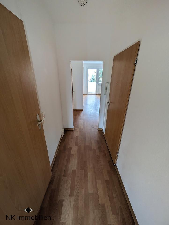++ gemütliche, neue 3-Raum Wohnung mit Balkon - beste Wohnlage in Limbach-Oberfrohna ++