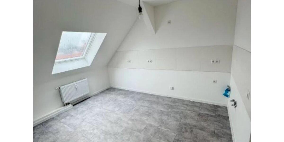 Dachgeschoßwohnung Rathenow - 2 Zimmer, 97 m&sup2;, 760&euro; | Angebot:26163984