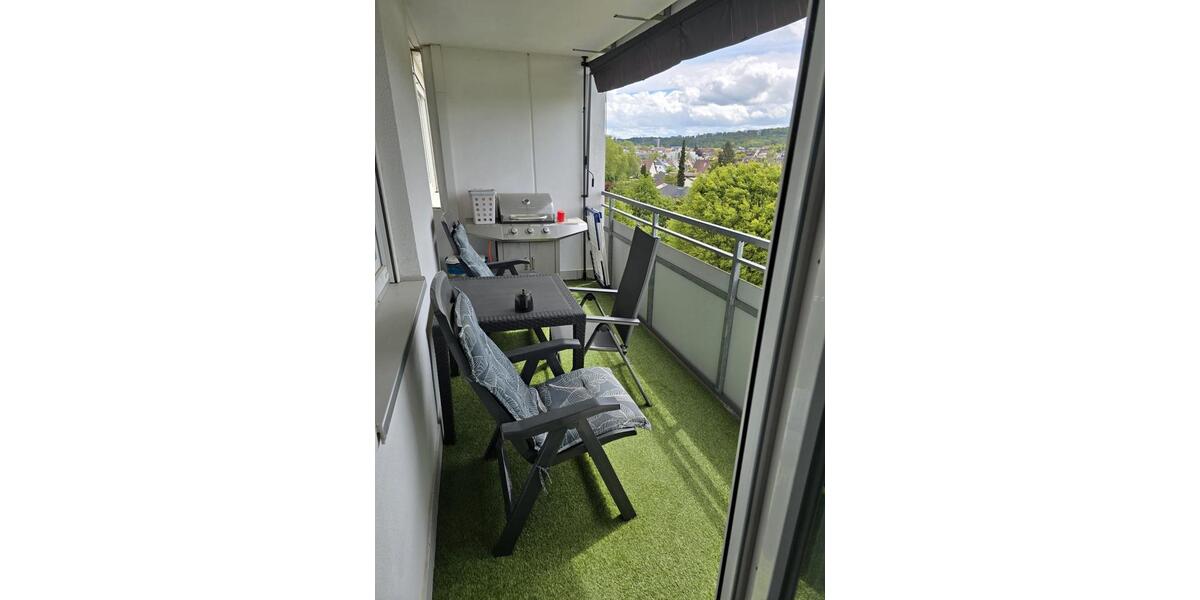 Etagenwohnung Kirchheim am Neckar - 3 Zimmer, 90 m&sup2;, 1.060&euro; | Angebot:26698179