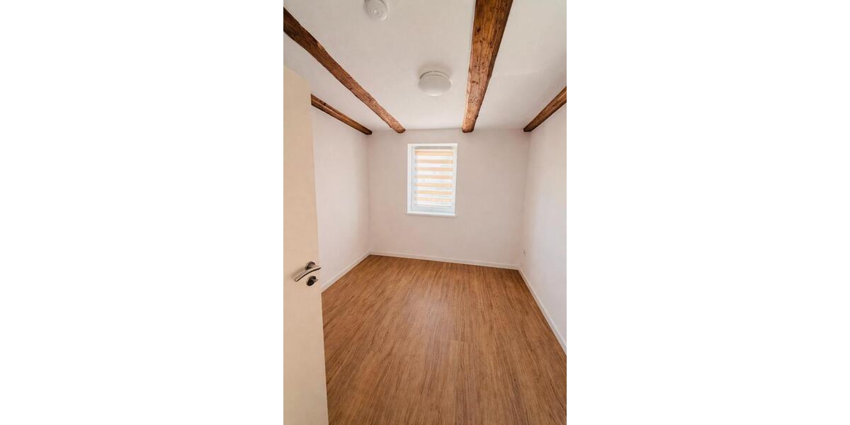 Maisonettenwohnung Bad Arolsen - 4 Zimmer, 100 m&sup2;, 1.000&euro; | Angebot:26286563