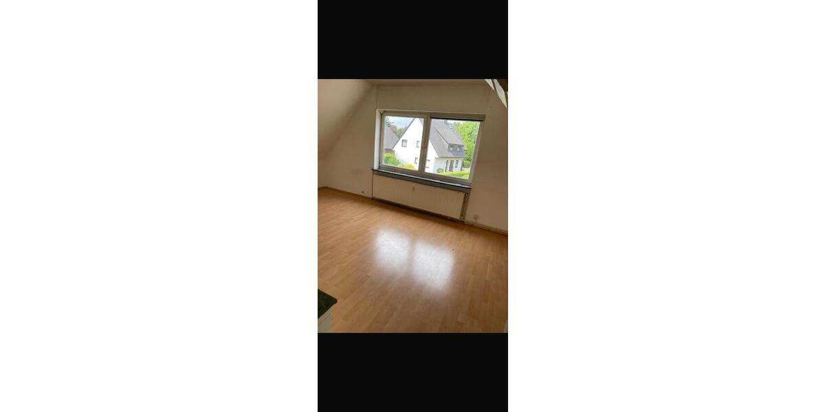 Dachgeschoßwohnung Ritterhude - 2 Zimmer, 80 m&sup2;, 750&euro; | Angebot:26565999