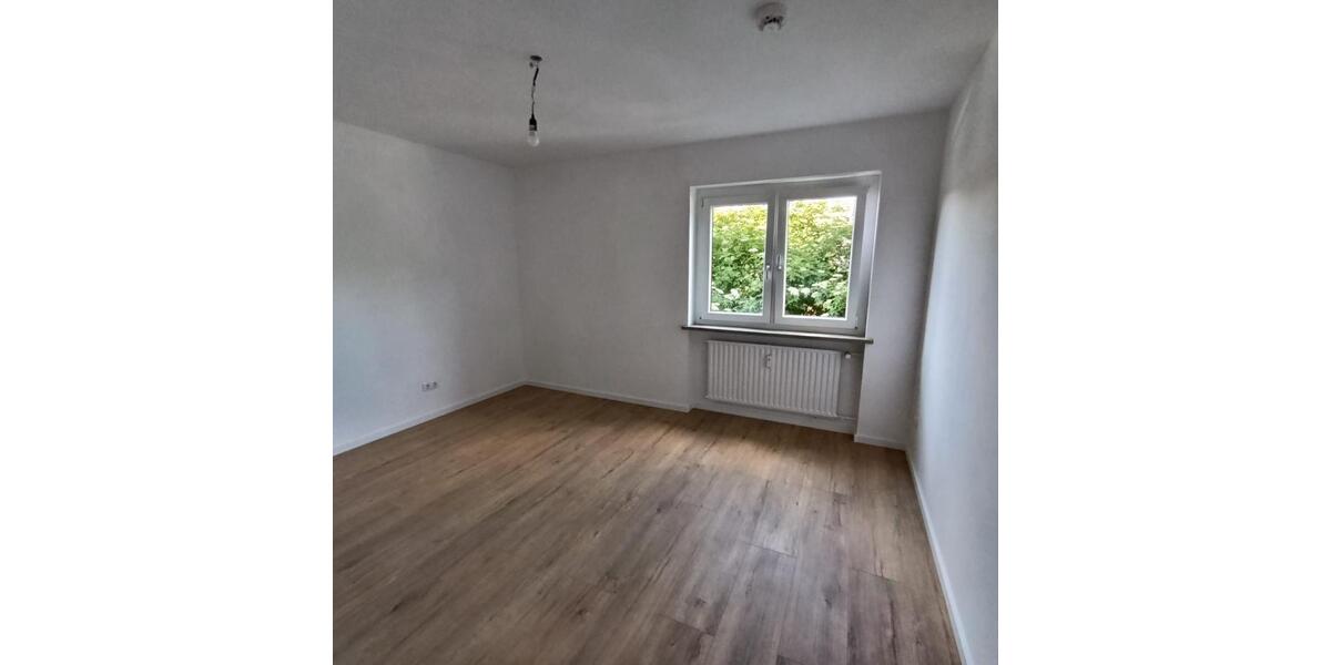 Etagenwohnung Augsburg Bärenkeller - 4 Zimmer, 92 m&sup2;, 1.390&euro; | Angebot:25476096