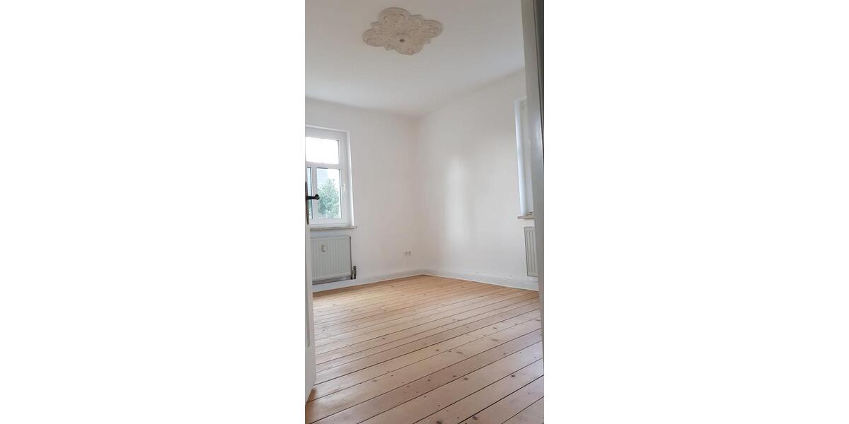 Erdgeschoßwohnung Bad Steben - 4 Zimmer, 82 m&sup2;, 740&euro; | Angebot:26603776