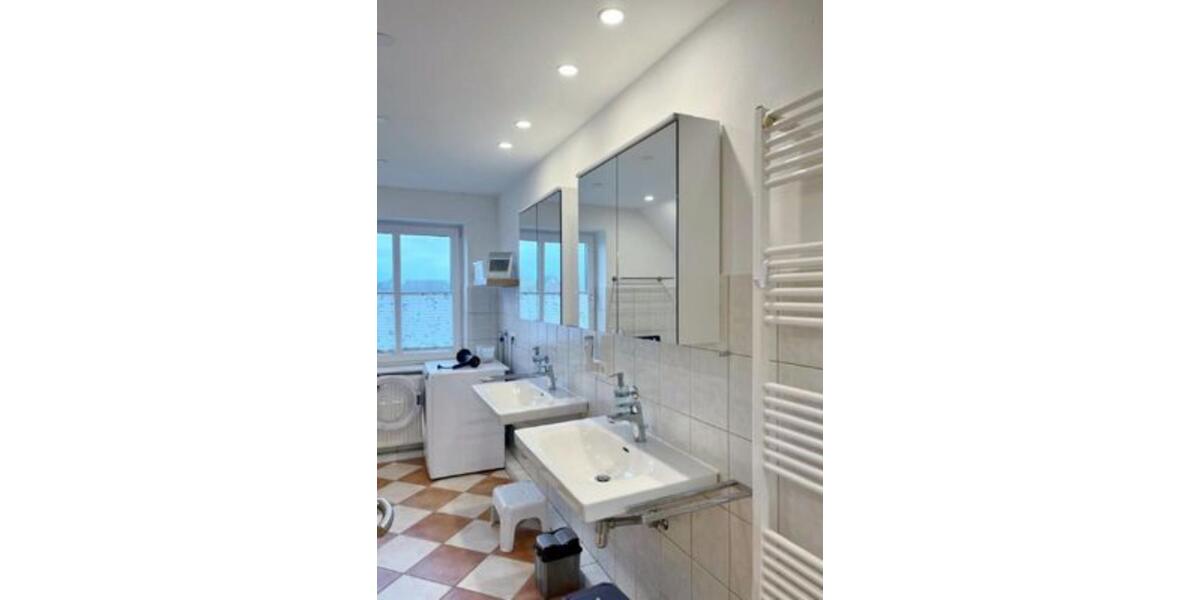 Etagenwohnung Niebüll - 4 Zimmer, 104 m&sup2;, 1.040&euro; | Angebot:25483780