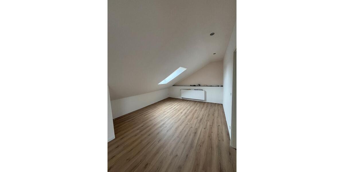Dachgeschoßwohnung Ostercappeln - 2 Zimmer, 65 m&sup2;, 850&euro; | Angebot:26553741