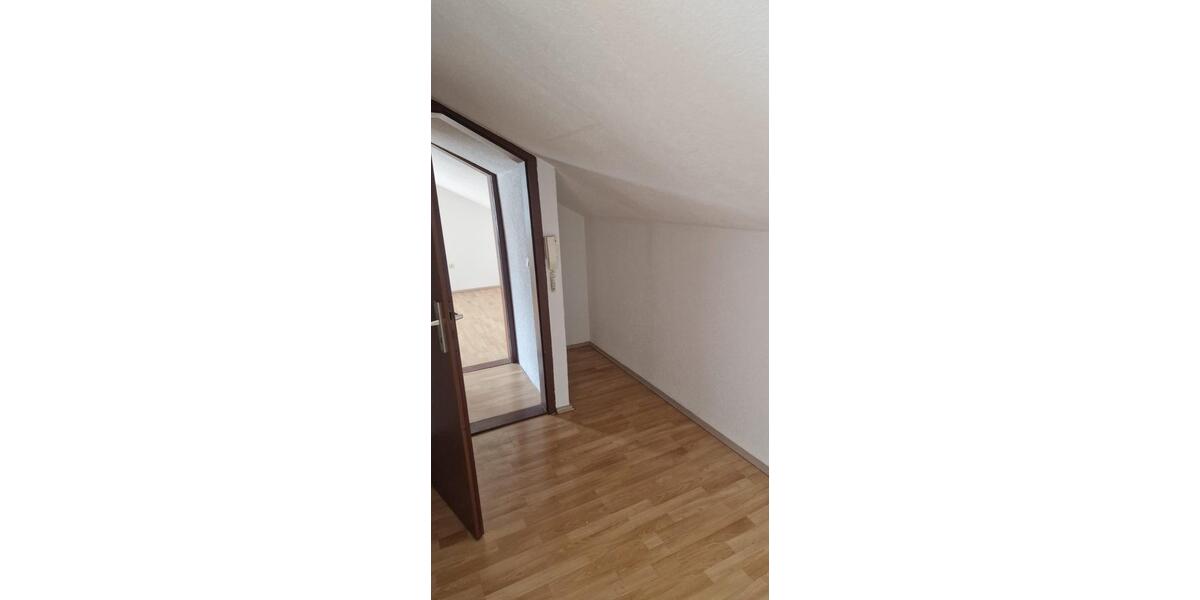 Dachgeschoßwohnung Aalen Ebnat - 3 Zimmer, 58 m&sup2;, 920&euro; | Angebot:24727483