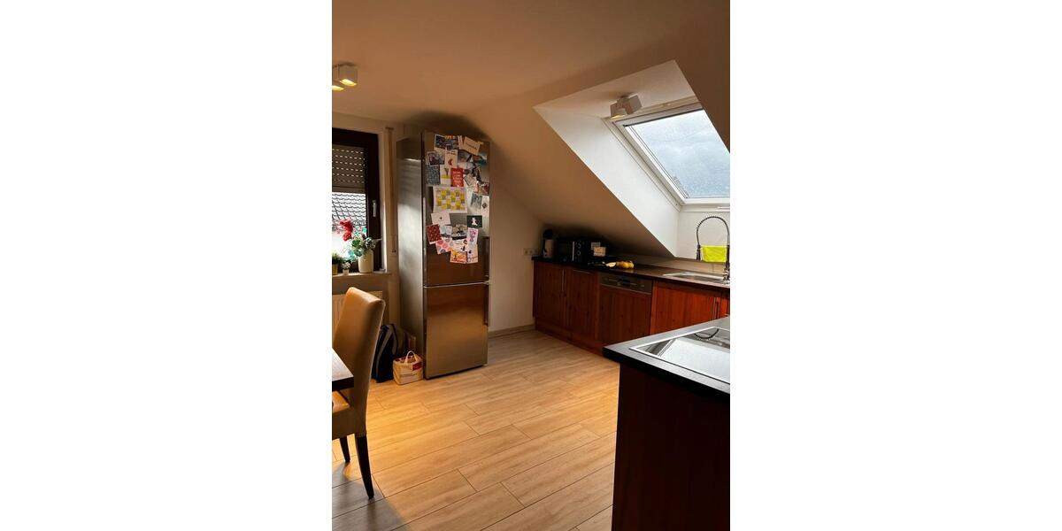 Dachgeschoßwohnung Hösbach - 2.5 Zimmer, 65 m&sup2;, 640&euro; | Angebot:26042049