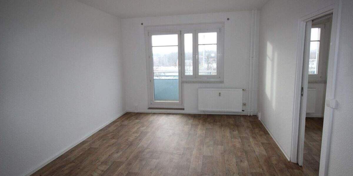 Etagenwohnung Ebersbach-Neugersdorf Ebersbach - 3 Zimmer, 70 m&sup2;, 380&euro; | Angebot:25689488