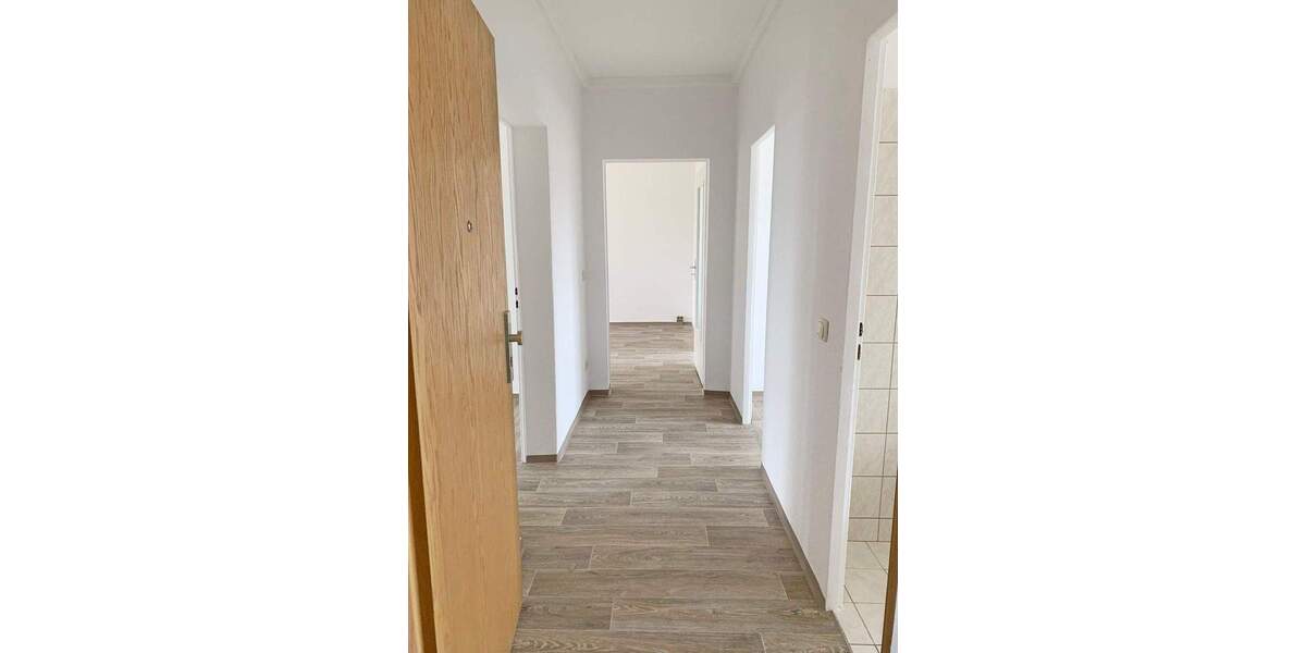 Etagenwohnung Hermsdorf - 3 Zimmer, 60 m&sup2;, 340&euro; | Angebot:25800662