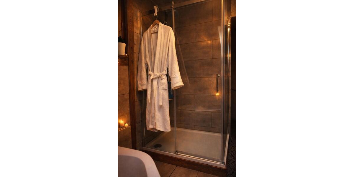 Dachgeschoßwohnung Plauen Altstadt - 5 Zimmer, 115 m&sup2;, 800&euro; | Angebot:25873364