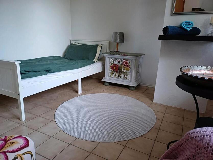 WG Zimmer in ländlicher Idylle