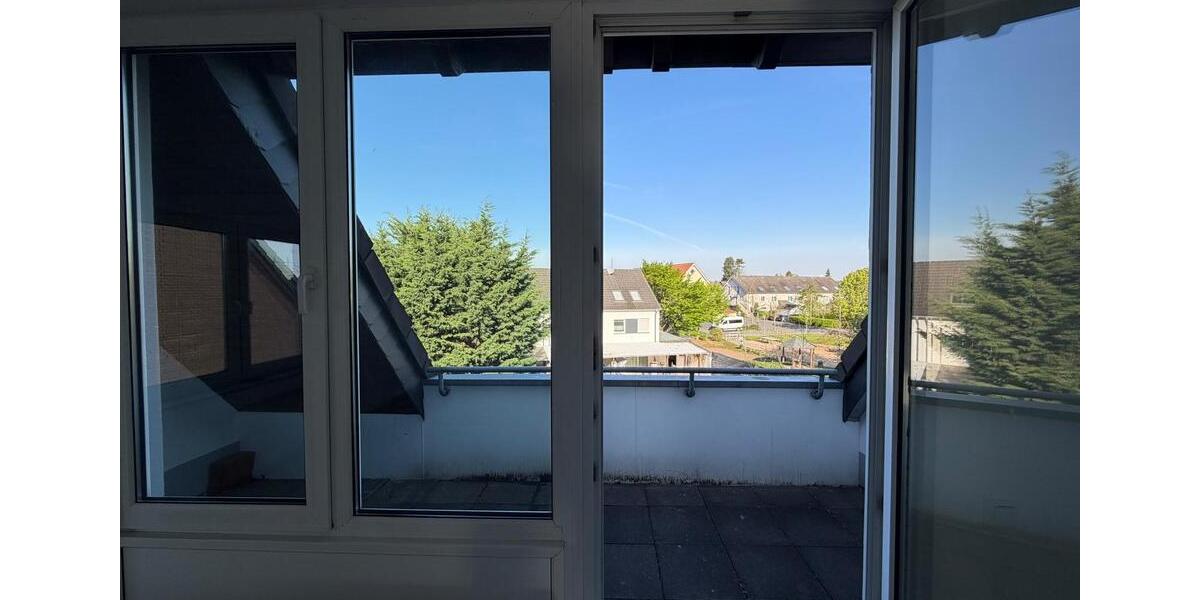 Etagenwohnung Köln Rodenkirchen - 2 Zimmer, 68 m&sup2;, 710&euro; | Angebot:23845781