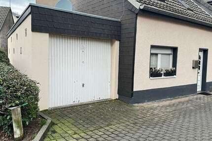 Haus Frechen - 3 Zimmer, 75 m&sup2;, 1.150&euro; | Angebot:25126003