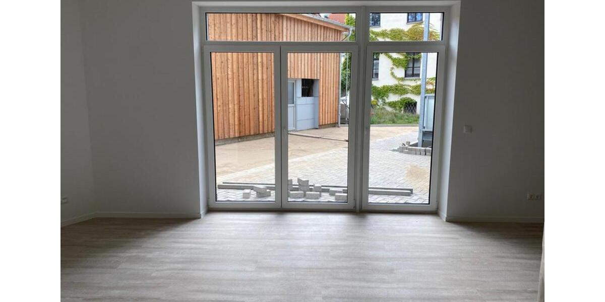 Erdgeschoßwohnung Waren (Müritz) - 2 Zimmer, 88 m&sup2;, 870&euro; | Angebot:24983866