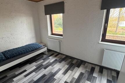 Zimmer WG- zu vermieten in Worms 20€ pro NachtPerson 5 zimmer
