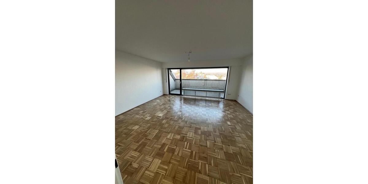 Dachgeschoßwohnung Arnsberg - 3 Zimmer, 79 m&sup2;, 700&euro; | Angebot:24770807
