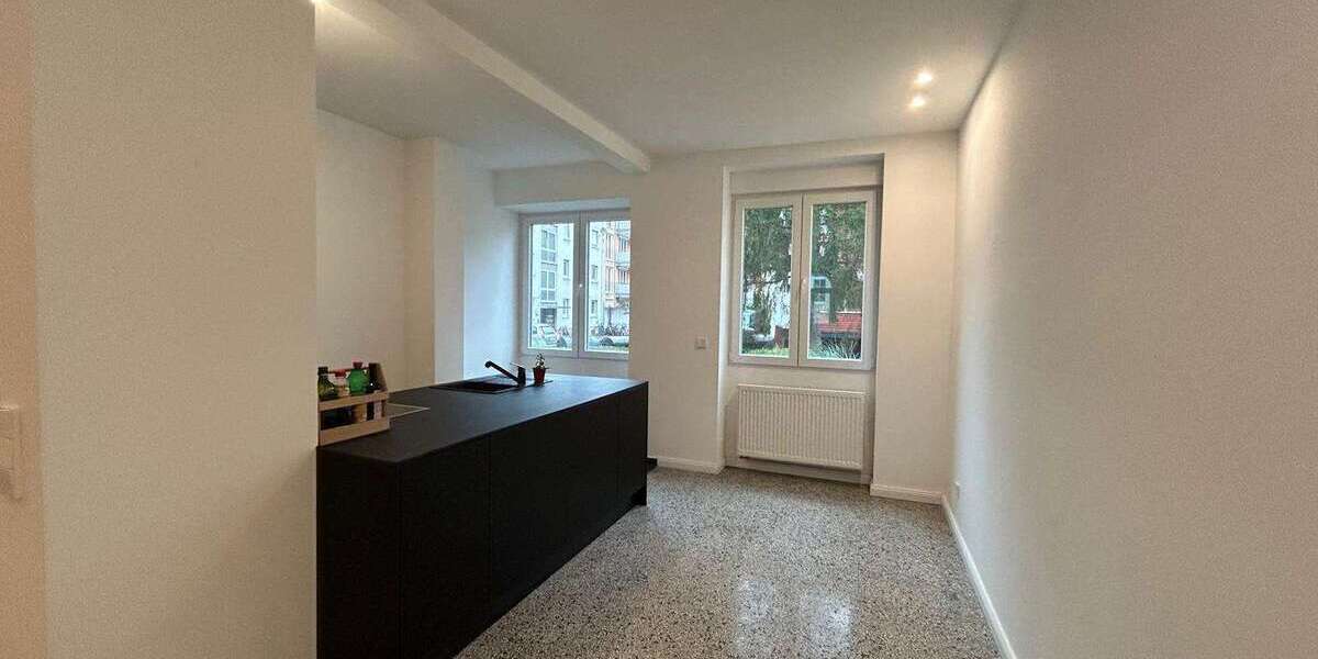 Etagenwohnung Karlsruhe Innenstadt-Ost - 2 Zimmer, 66 m&sup2;, 1.200&euro; | Angebot:24618275