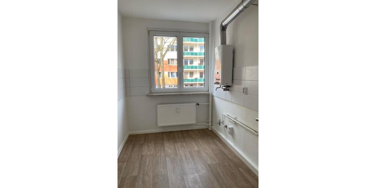 Etagenwohnung Bernburg (Saale) - 4 Zimmer, 73 m&sup2;, 426&euro; | Angebot:26678140