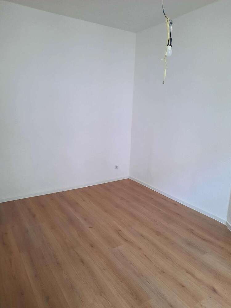 helle 2-Zimmer Wohnung *frisch renoviert* in zentraler Lage ***1 Monat Kaltmietenfrei***