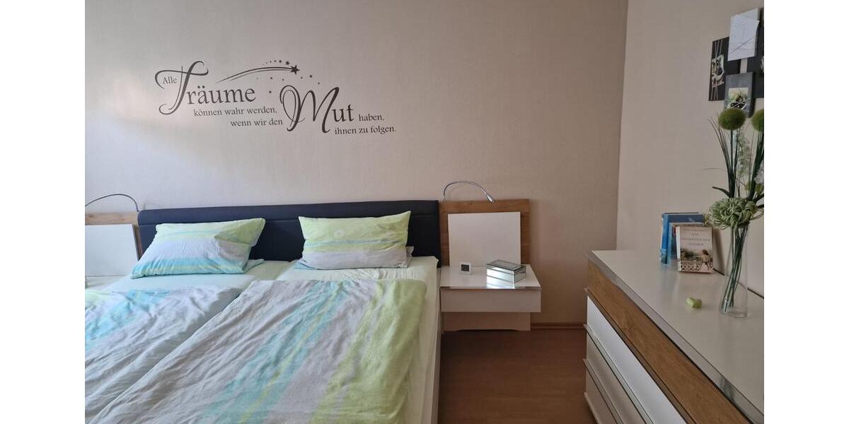 Erdgeschoßwohnung Schwarzenfeld - 3 Zimmer, 76 m&sup2;, 890&euro; | Angebot:26252383