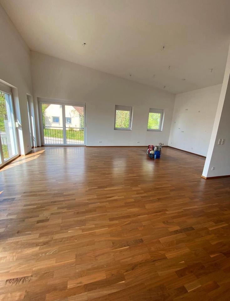 Exklusive Loft-Wohnung mit Terrasse & Garten