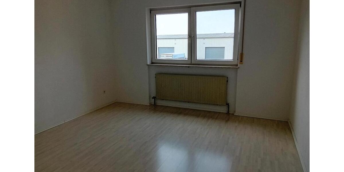 Etagenwohnung Langenselbold - 3 Zimmer, 85 m&sup2;, 1.000&euro; | Angebot:26237999