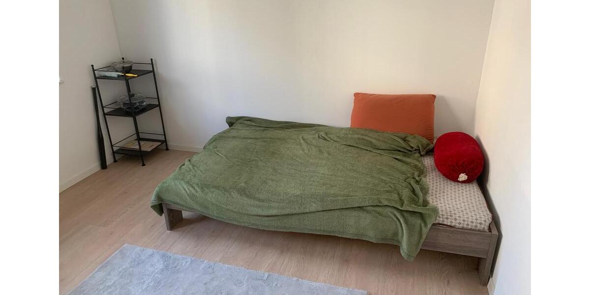 Etagenwohnung Oldenburg Bloherfelde - 1 Zimmer, 15 m&sup2;, 425&euro; | Angebot:26533695