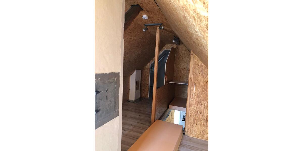 Dachgeschoßwohnung Spaichingen - 3 Zimmer, 54 m&sup2;, 750&euro; | Angebot:24740448