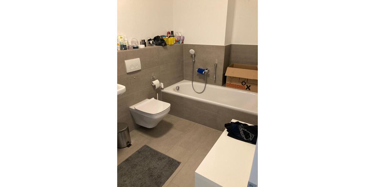 Etagenwohnung Wolfsburg - 2 Zimmer, 83 m&sup2;, 899&euro; | Angebot:26086545