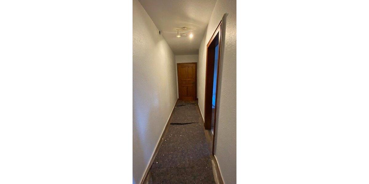 Etagenwohnung Guben - 2 Zimmer, 62 m&sup2;, 300&euro; | Angebot:26423308