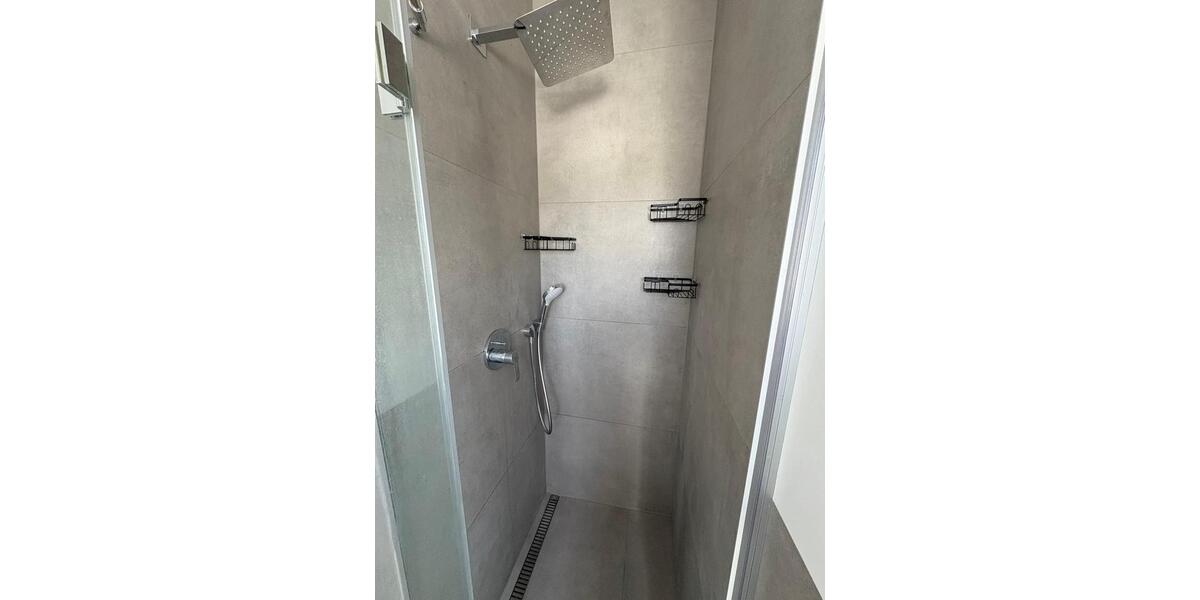 WG-Zimmer in 2er WG, Dachgeschoss, modern 1 zimmer