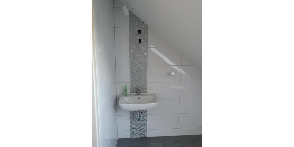 Dachgeschoßwohnung Wörth - 1 Zimmer, 43 m&sup2;, 750&euro; | Angebot:24728298