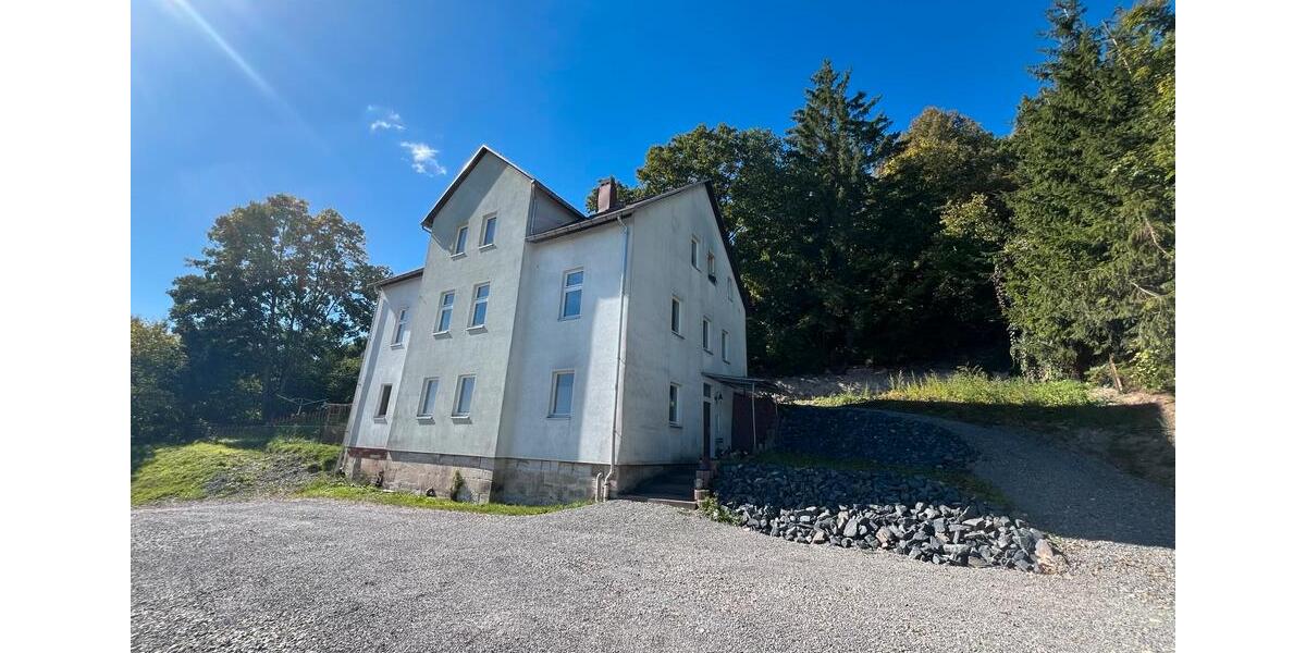 Etagenwohnung Schleusingen - 4 Zimmer, 103 m&sup2;, 980&euro; | Angebot:23831021