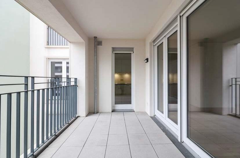Wohnen auf Zeit Frankfurt am Main Ostend - 2 Zimmer, 73 m&sup2;, 1.750&euro; | Angebot:26652596
