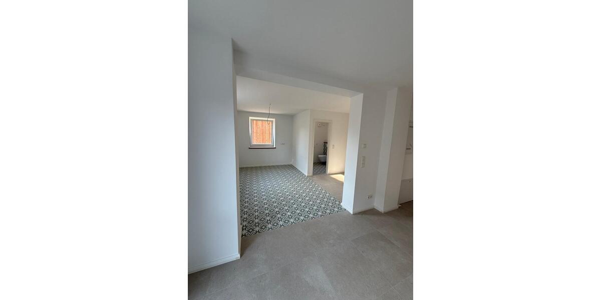 Etagenwohnung Spangenberg - 4 Zimmer, 136 m&sup2;, 1.340&euro; | Angebot:25806100