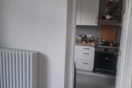 Fr.Monika R. 3 zimmer