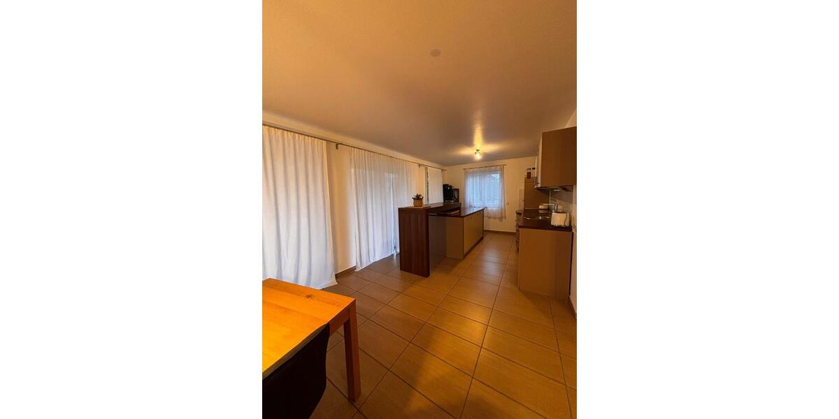 Etagenwohnung Köln Rodenkirchen - 4 Zimmer, 120 m&sup2;, 2.400&euro; | Angebot:26602705