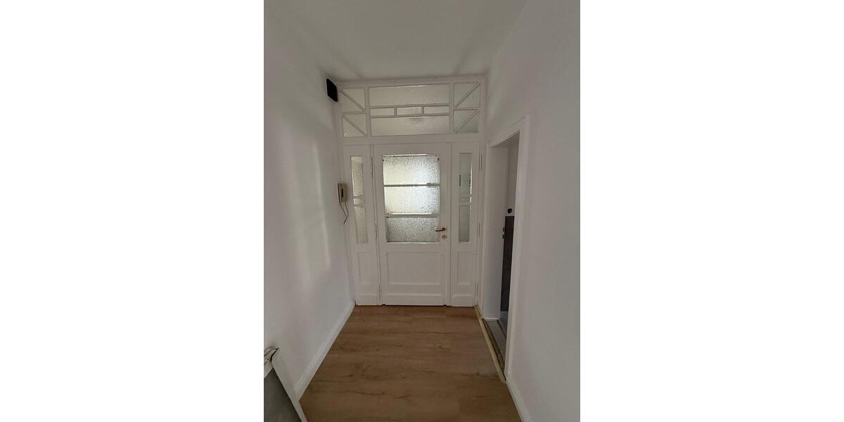 renovierte kernsanierte 4 Zimmer - Wohnung in Zentraumsnähe 4 zimmer