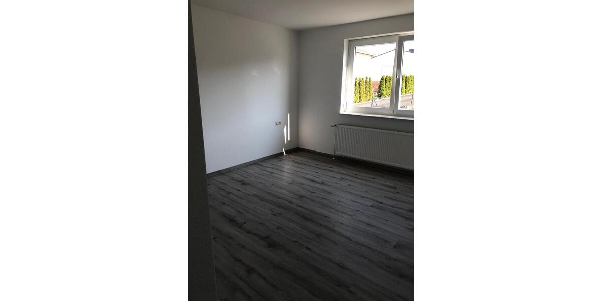 Erdgeschoßwohnung Morschen - 3 Zimmer, 84 m&sup2;, 715&euro; | Angebot:26330155
