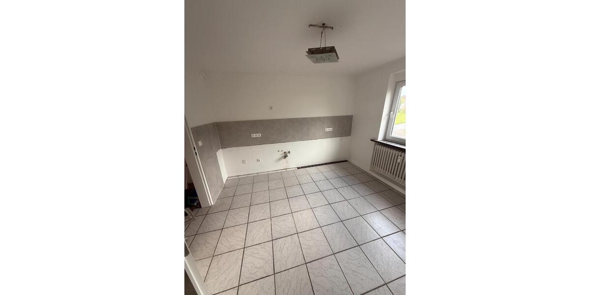 Etagenwohnung Rinteln - 4 Zimmer, 106 m&sup2;, 550&euro; | Angebot:26652772