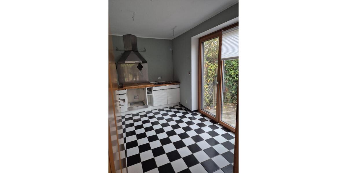 Einfamilienhaus mit Garten, Keller, Wärmepumpe & Photovoltaik 6 zimmer