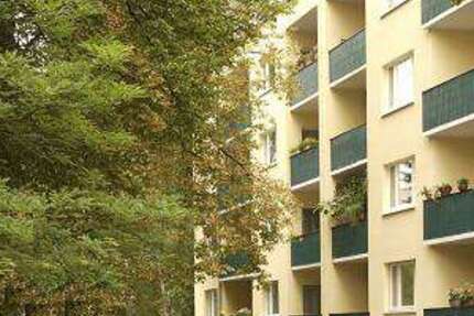 Wohnung Bonn Weststadt - 2 Zimmer, 54 m&sup2;, 666&euro; | Angebot:27043190