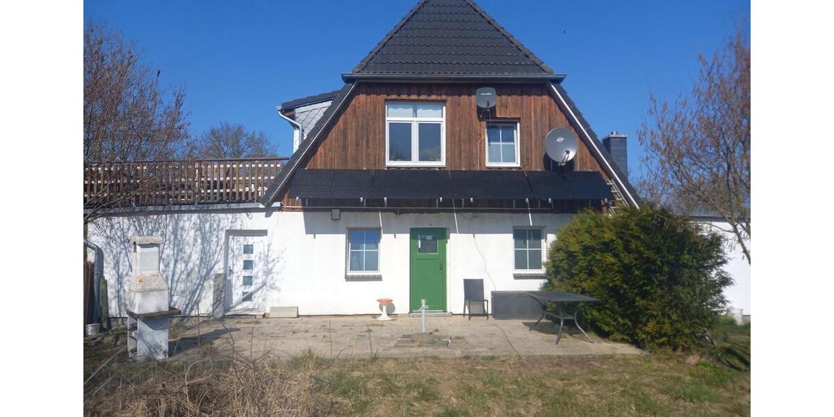 sehr ländliche 2-Zi. Wohnung m. Terrasse u Garten, Ostseenähe 2 zimmer