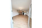 Helle & einladende 2-Zimmer-Maisonette-Wohnung mit Küche und Balkon wartet auf einen neuen Mieter!
