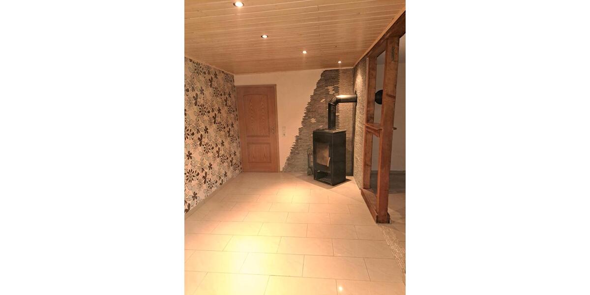 Erdgeschoßwohnung Leun - 2 Zimmer, 75 m&sup2;, 600&euro; | Angebot:25129099