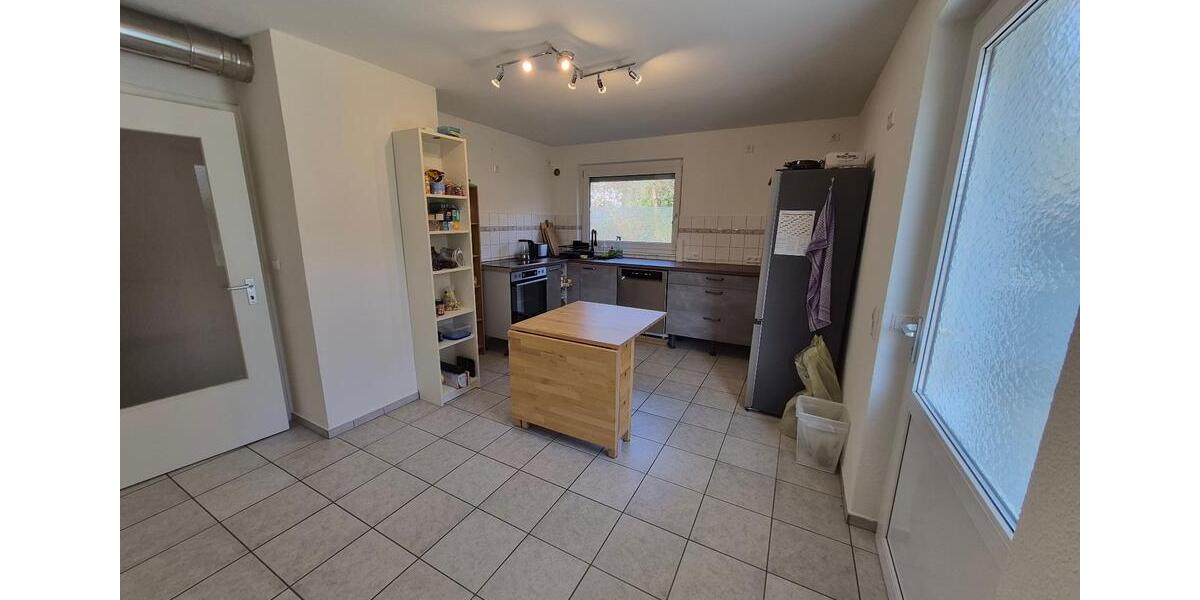 Wohnen auf Zeit Bollschweil - 2 Zimmer, 77 m&sup2;, 750&euro; | Angebot:25957652