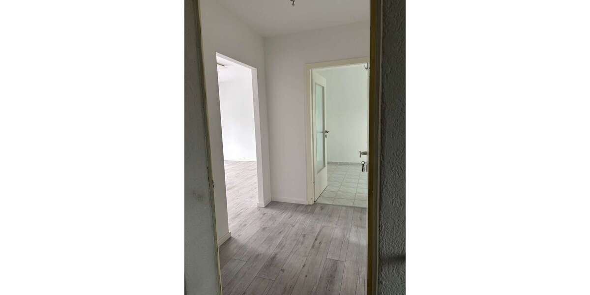 Etagenwohnung Bonn-Bonn Bonn - 1 Zimmer, 50 m&sup2;, 900&euro; | Angebot:27272564